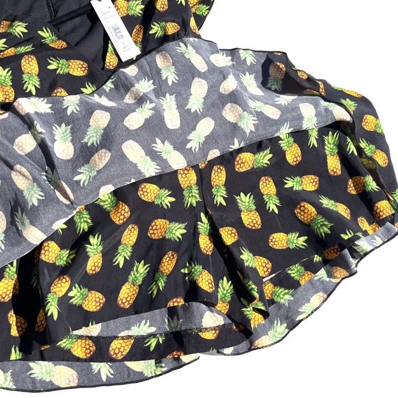 NWT Alice + Olivia Black V neck Pineapple Print Mini Dress Romper 2 - Picture 6 of 9